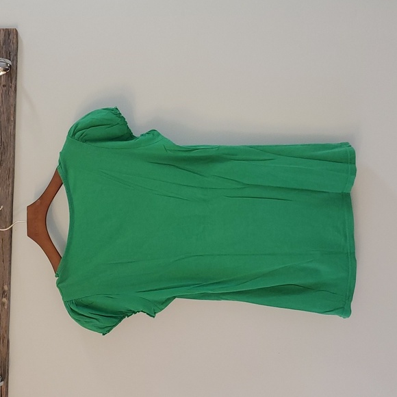 Green, no boundaries t-shirt, size L - Picture 2 of 6